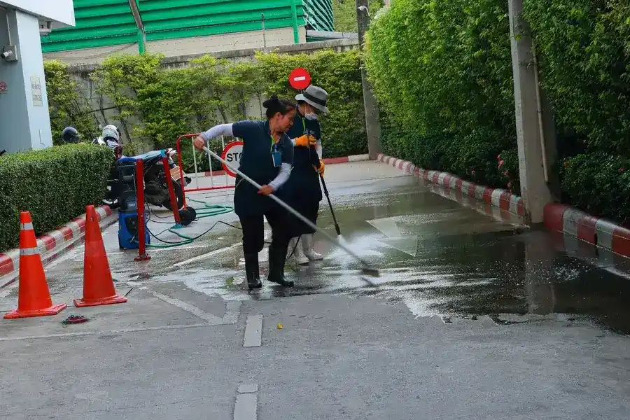Concrete Cleaning As Part Of Facility Maintenance in Perth Amboy, NJ Concrete Cleaning As Part Of Facility Maintenance in Perth Amboy, NJ